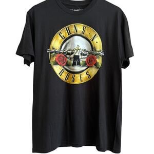NWOT Guns N’ Roses Graphic Tee – Classic‎ Logo with Roses – Men’s Medium